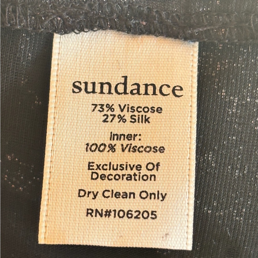 Sundance Velvet Floral Button-Down Top NWT in Red & Black Sz S - Picture 5 of 5